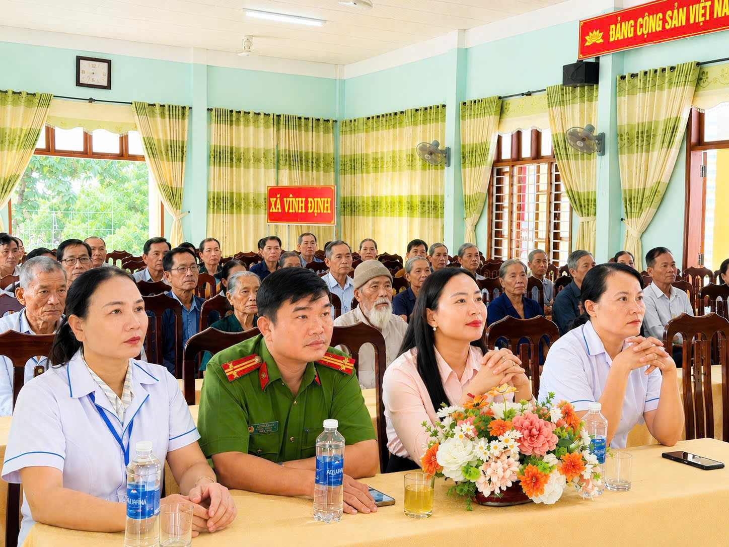 Các đại biểu dự Lễ phát động