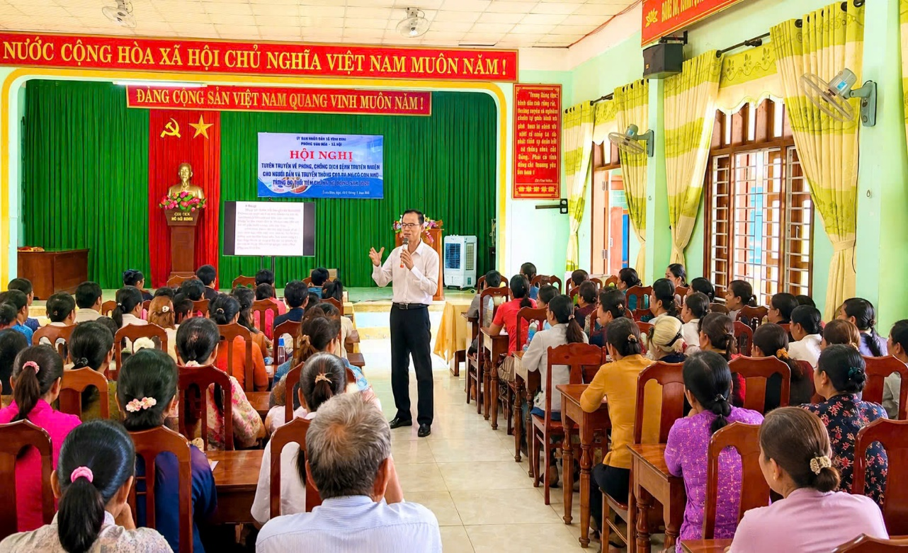 Vĩnh Định: Tổ chức Hội nghị tuyên truyền phòng, chống dịch bệnh và tiêm chủng mở rộng năm 2026